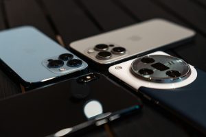 iQOO का नया दांव: Neo 10 Pro की पावर और Z11i का इंतज़ार
